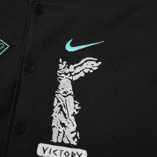 Jaqueta Nike x Tiffany & Co - HYPER LIST