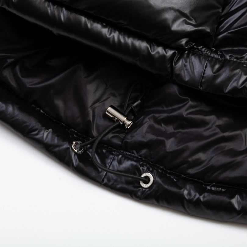 Jacket Puffer Moncler Black with Hood MCL013