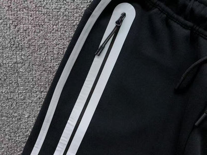 Conjunto Nike Tech Fleece Preto (Reflective) - HYPER LIST