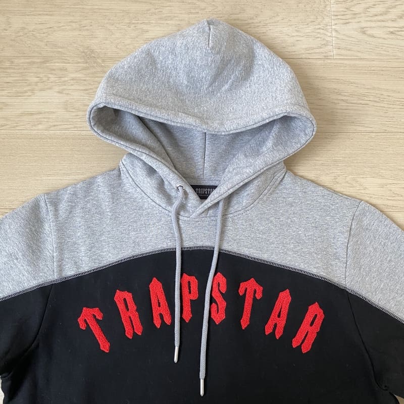 Conjunto Trapstar Irongate Arch Chenille Hooded Tracksuit - HYPER LIST