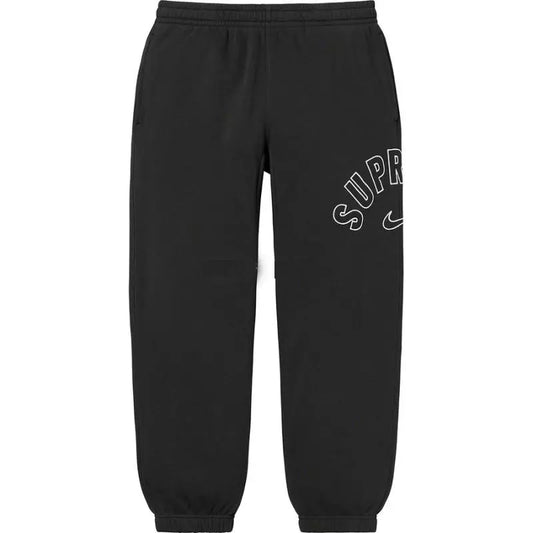 Calça Supreme x Nike Arc - HYPER LIST