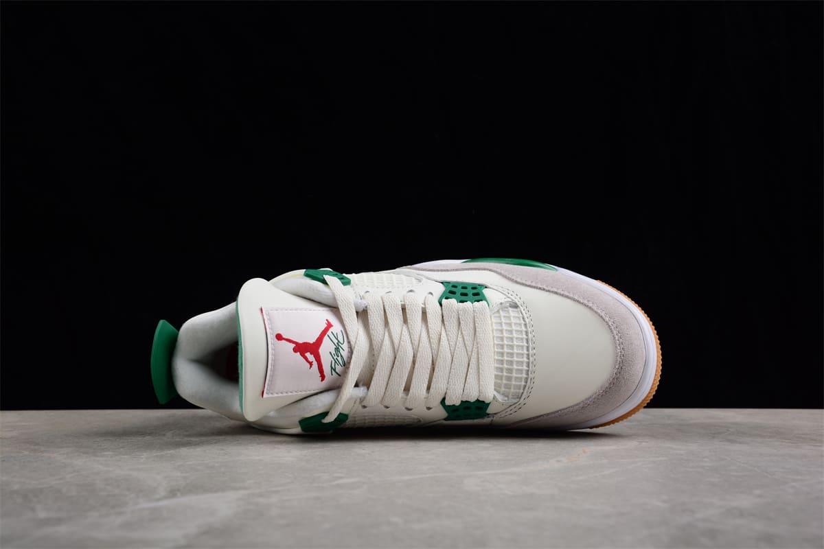 Air Jordan 4 Retro x Nike SB Pine Green - HYPER LIST