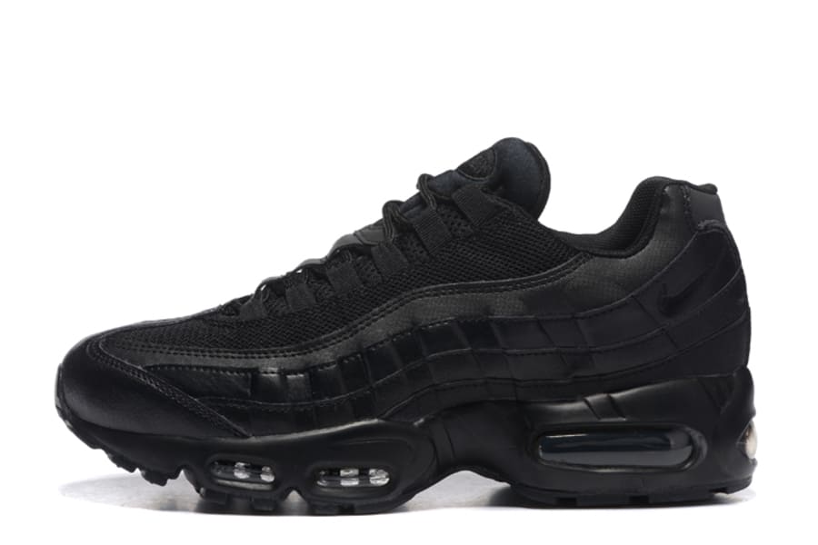 Nike Air Max 95 Triple Black - HYPER LIST