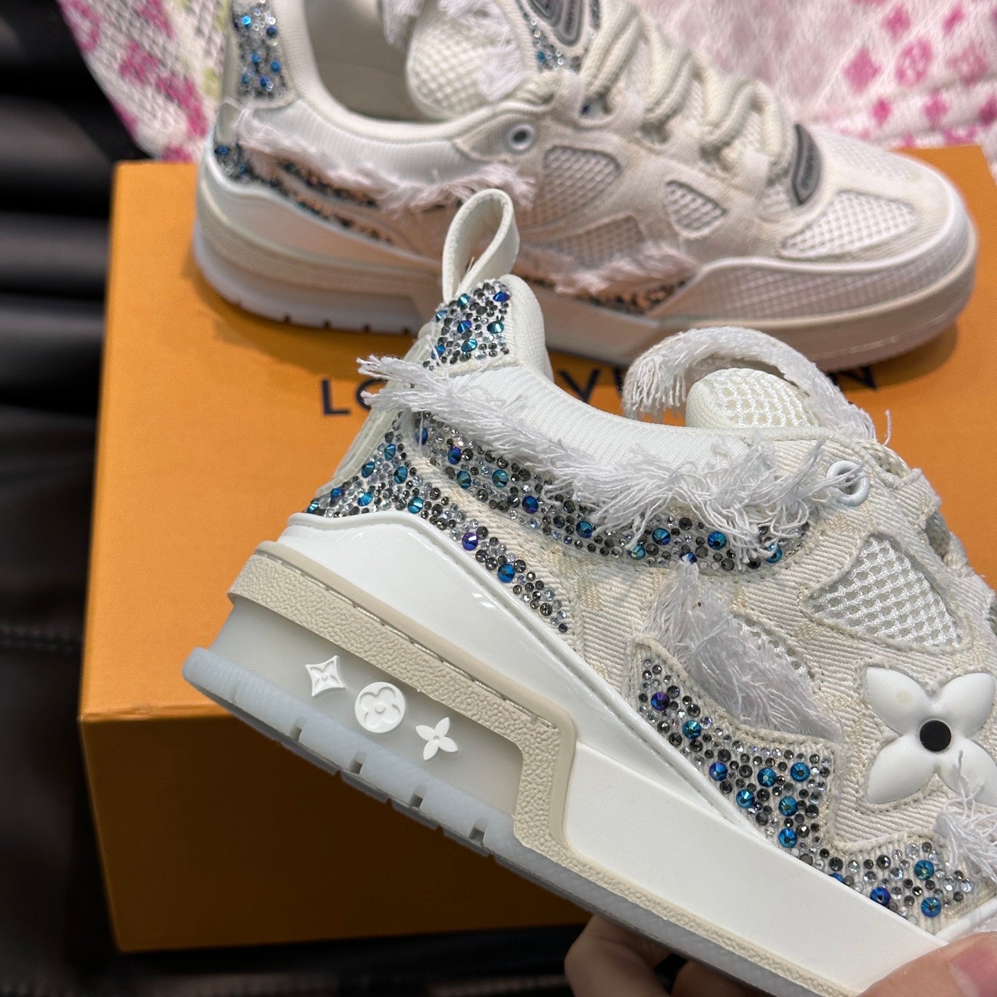 Louis Vuitton Skate White Monogram - HYPER LIST