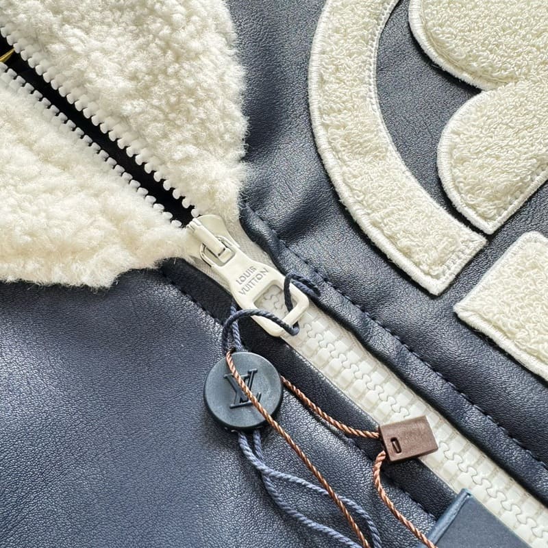 Jaqueta Louis Vuitton Leather Mix Teddy - HYPER LIST
