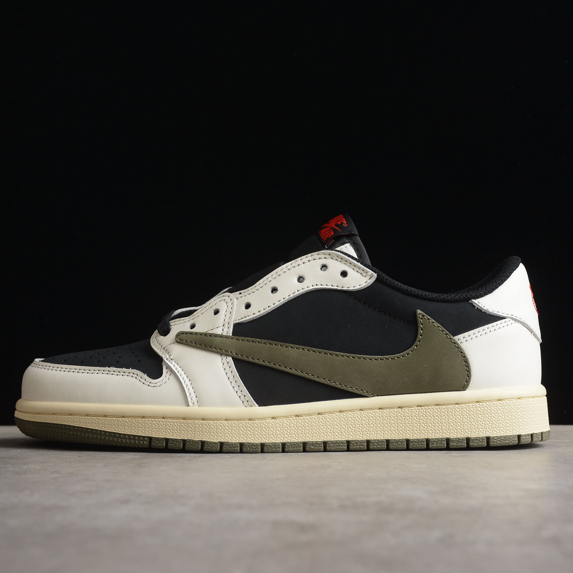 Travis Scott x Air Jordan 1 Low Olives Green - HYPER LIST