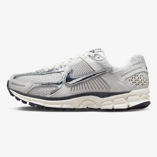 Nike Zoom Vomero 5 Photon Dust Metallic Silver - HYPER LIST