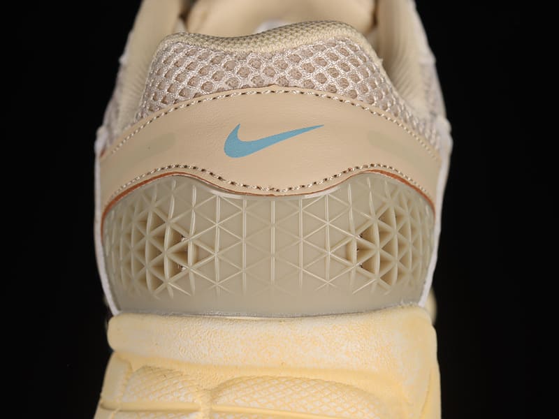 Nike Zoom Vomero 5 Oatmeal - HYPER LIST