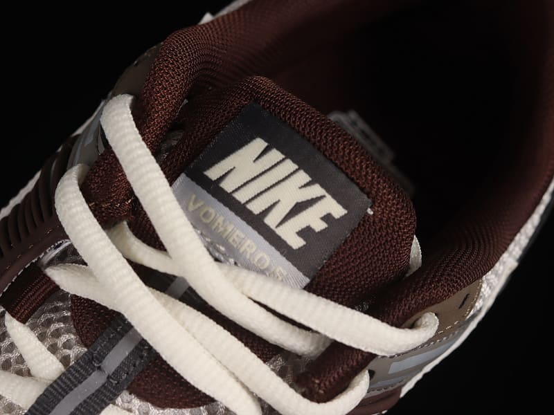 Nike Zoom Vomero 5 Earth Fossil - HYPER LIST