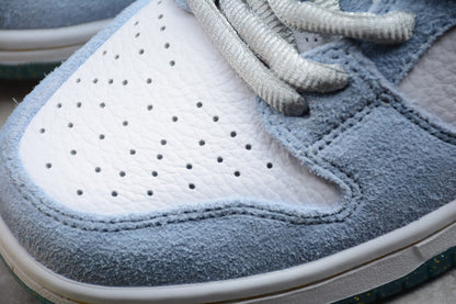 Nike SB Dunk Low x Sean Cliver - HYPER LIST