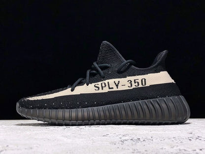 Adidas Yeezy 350 V2 Oreo - HYPER LIST