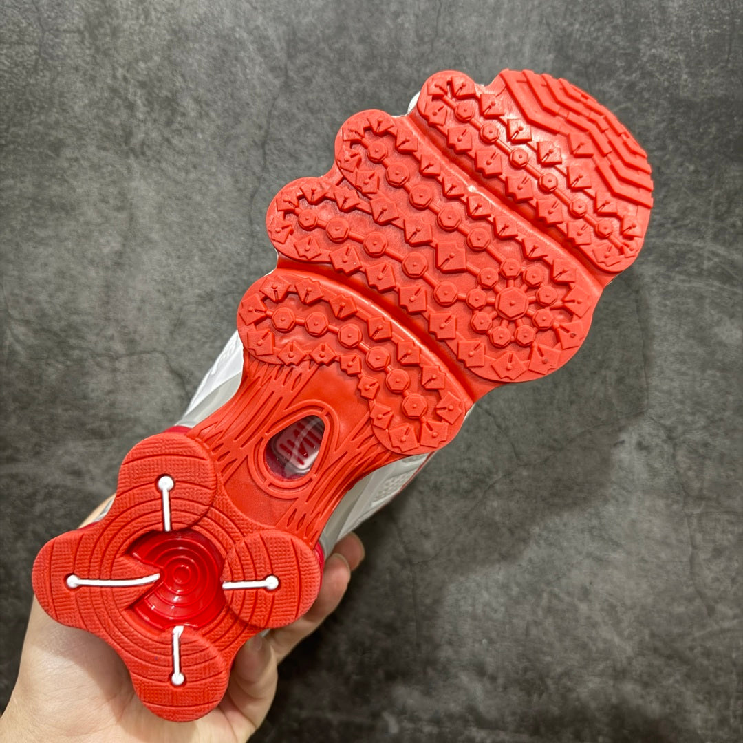 Nike Shox Red - HYPER LIST