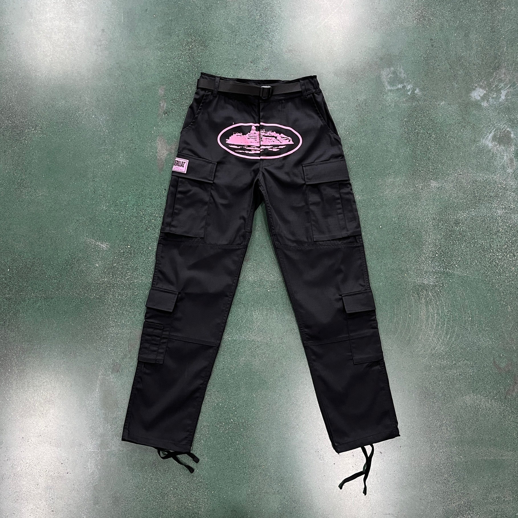 Calça Corteiz Alcatraz Pink - HYPER LIST