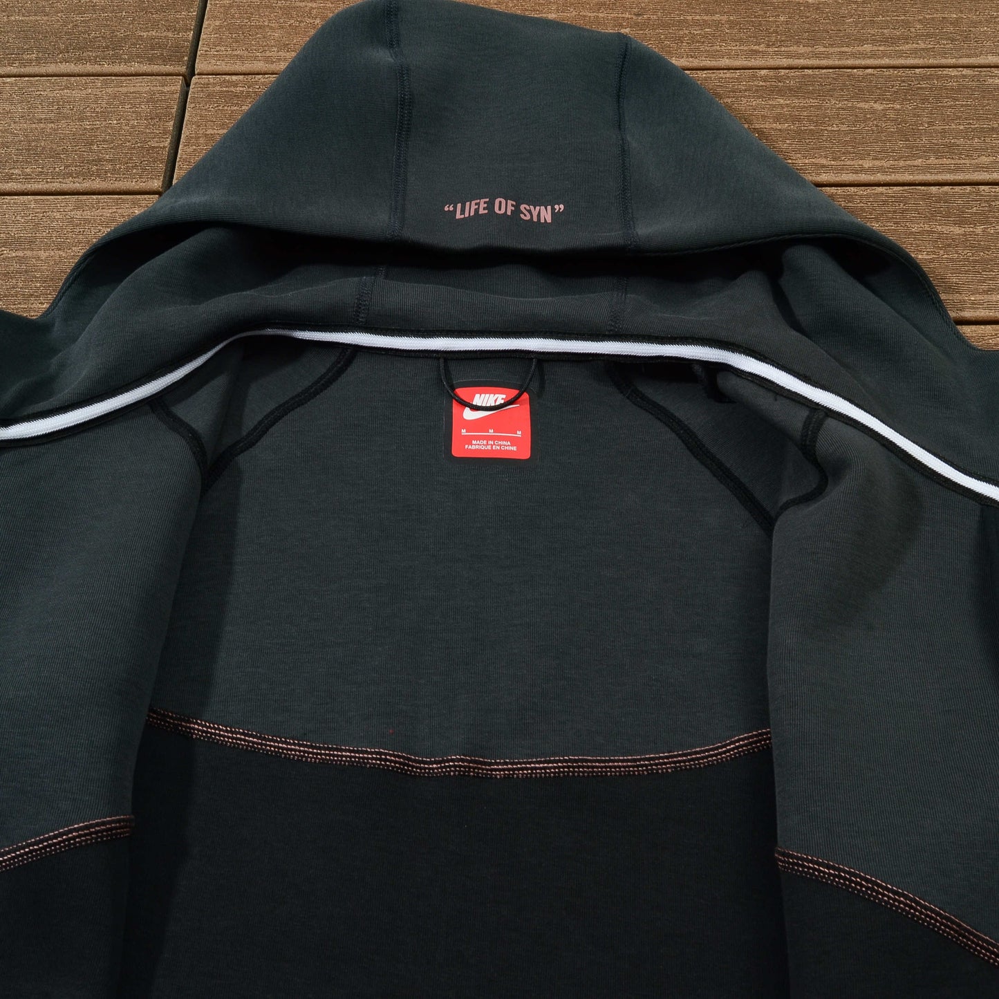 Survêtement Syna World X Nike Tech Gris