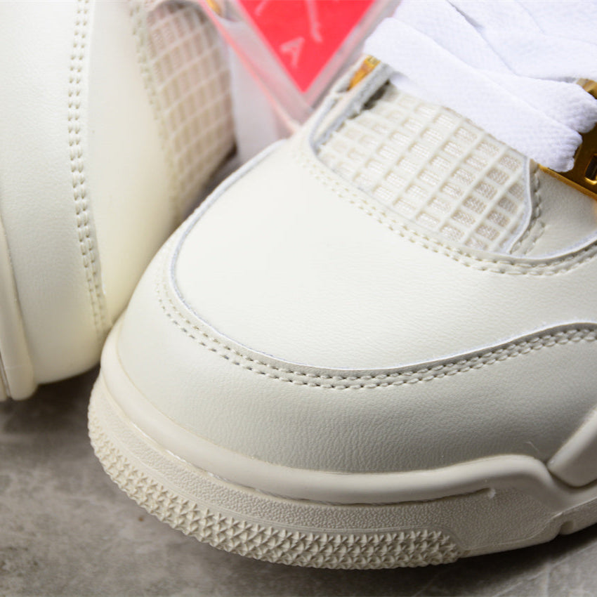 Air Jordan 4 Metallic Gold