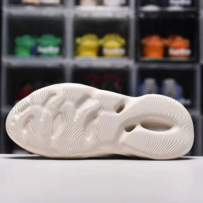 Yeezy Foam Runner White