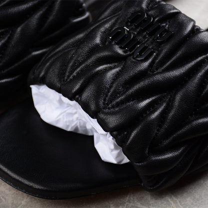 Miu Miu Noir