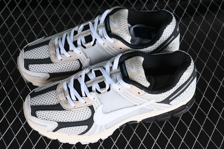 Nike Zoom Vomero 5 Supersonic - HYPER LIST