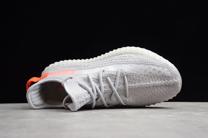Adidas Yeezy 350 V2 Tail Light - HYPER LIST