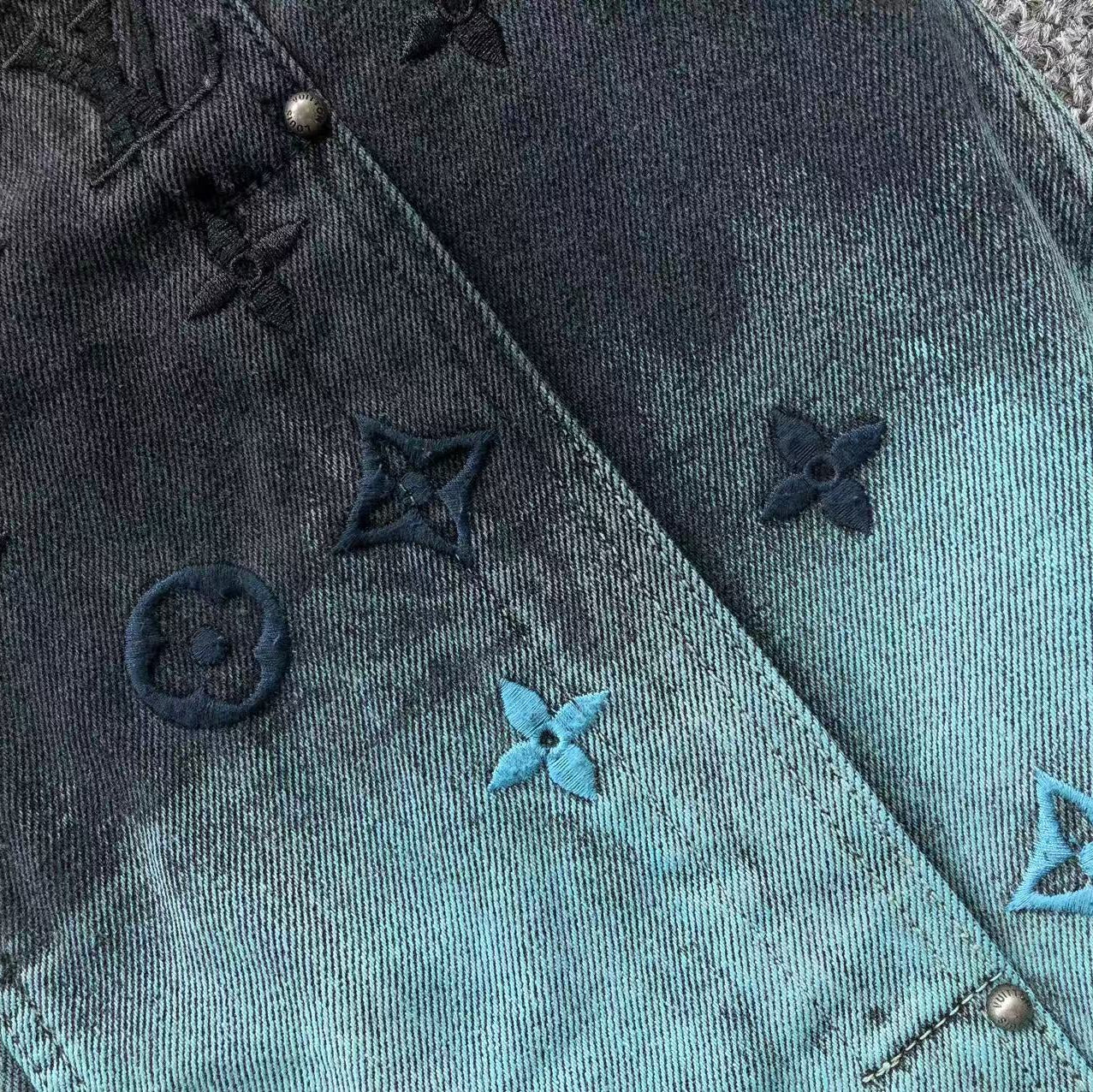 Louis Vuitton Deep Blue Tracksuit - HYPER LIST
