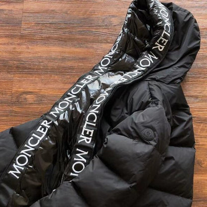 Jacket Moncler Montcla MCL057