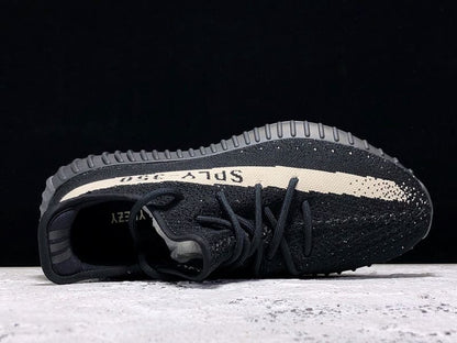 Adidas Yeezy 350 V2 Oreo - HYPER LIST