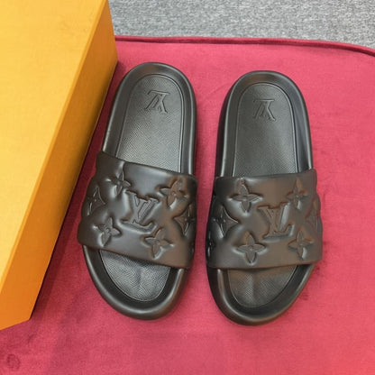 Slide Louis Vuitton Waterfront Preto - HYPER LIST