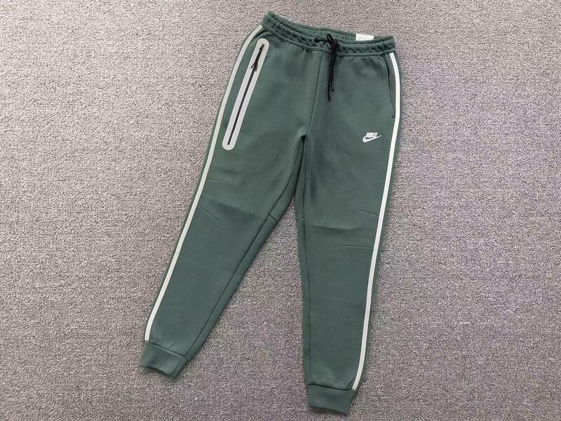 Conjunto Nike Tech Fleece Verde (Reflective) - HYPER LIST