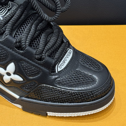Louis Vuitton Skate Black Reverse - HYPER LIST
