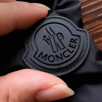 Jacket Moncler Montcla MCL057