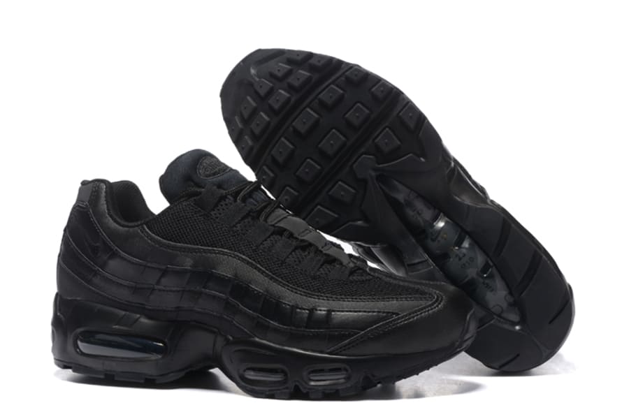Nike Air Max 95 Triple Black - HYPER LIST