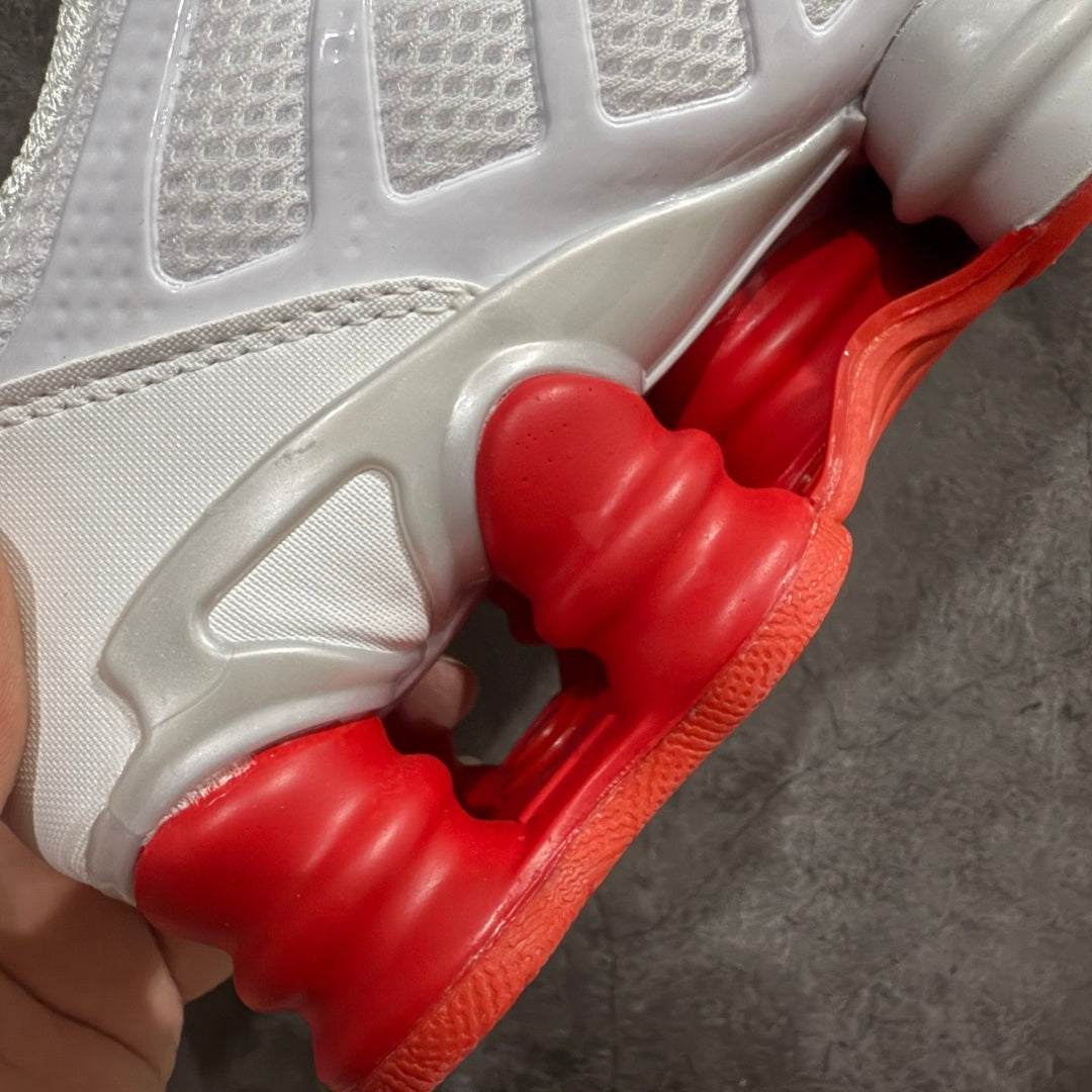Nike Shox Red - HYPER LIST