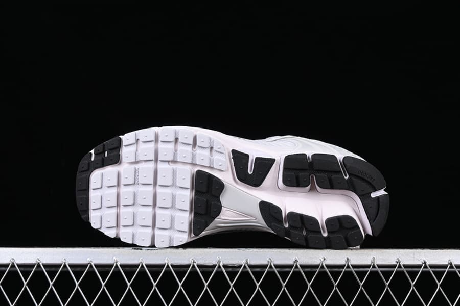 Nike Zoom Vomero 5 Vast Grey - HYPER LIST