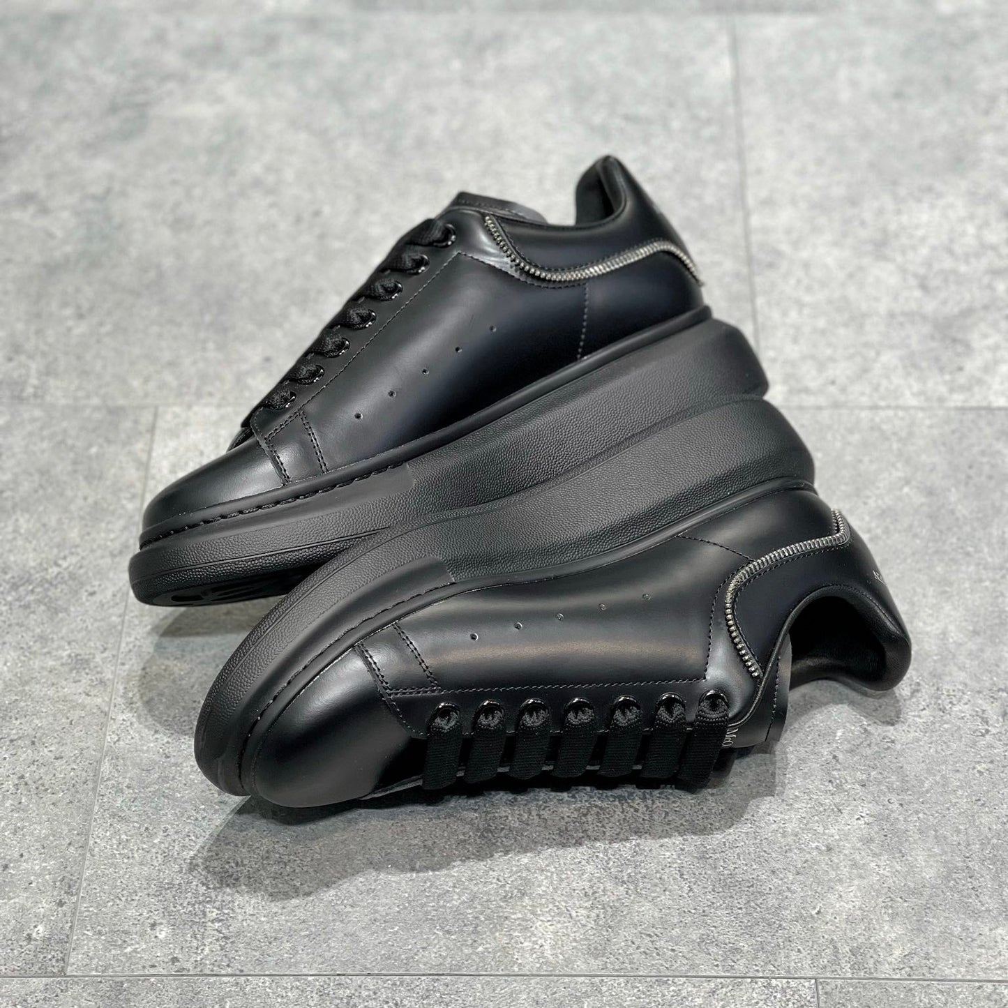 Alexander McQueen Black