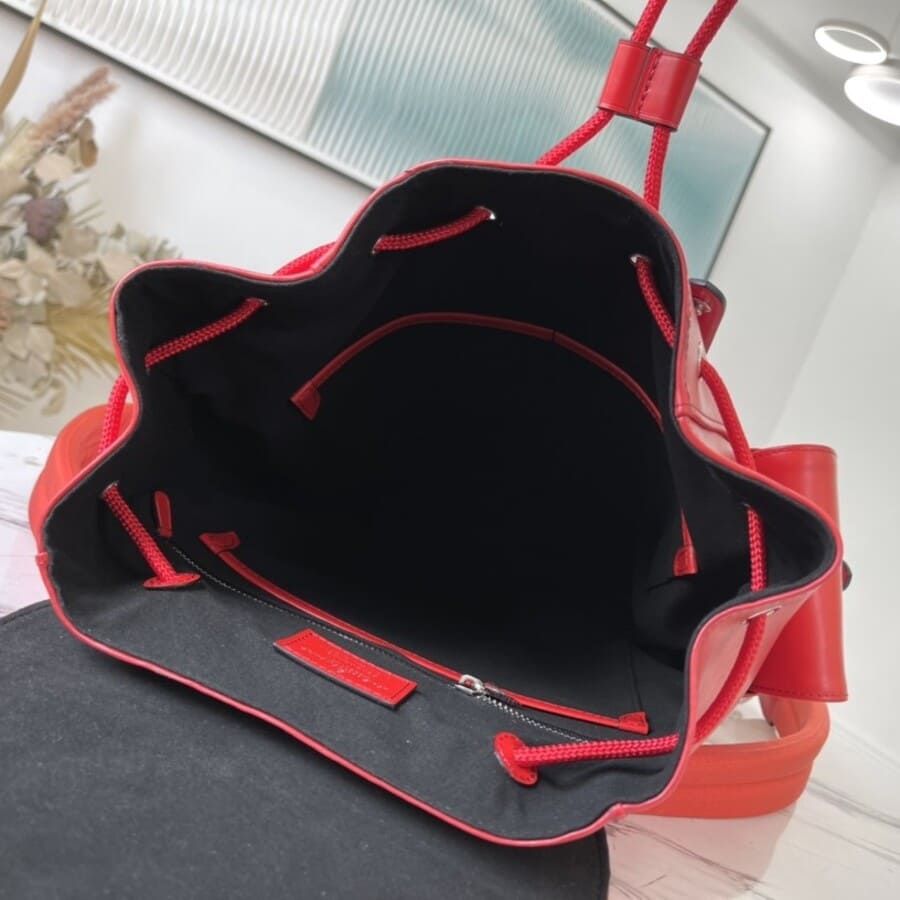 Mochila Louis Vuitton Christopher x Supreme - HYPER LIST