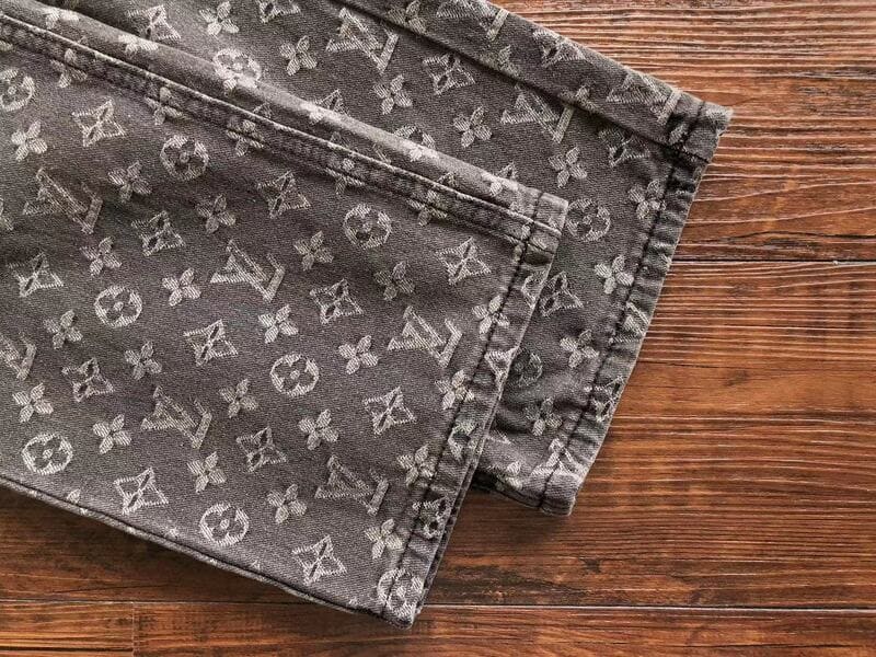 Calça Louis Vuitton Distressed Baggy Monogram Jeans - HYPER LIST