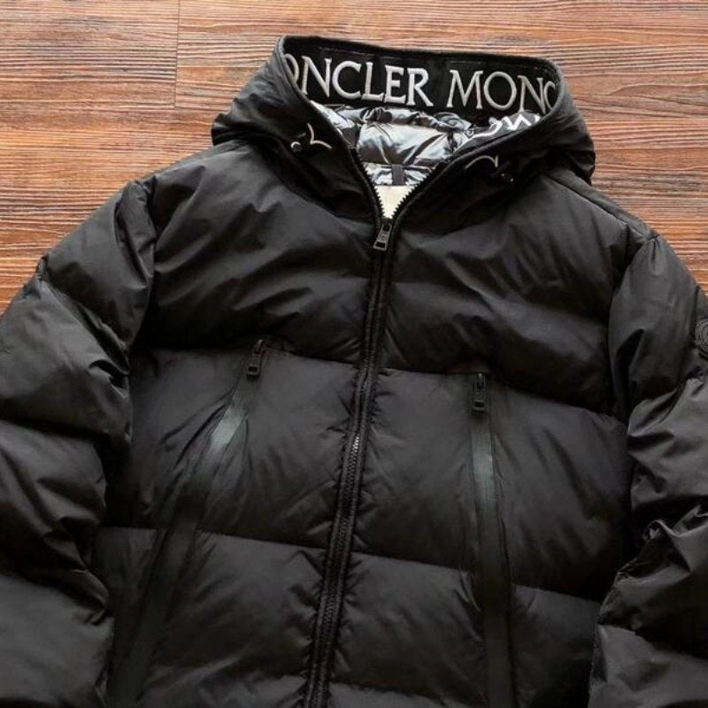 Jacket Moncler Montcla MCL057