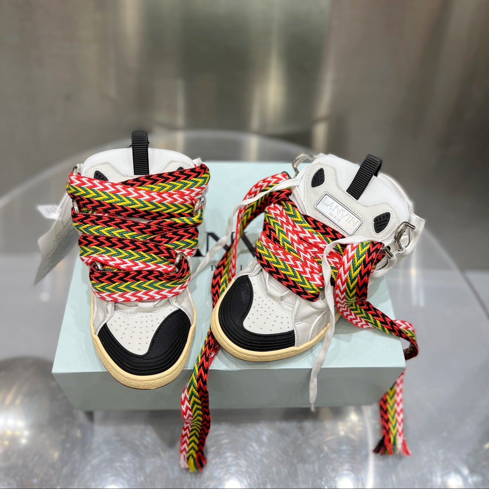 Lanvin White - HYPER LIST