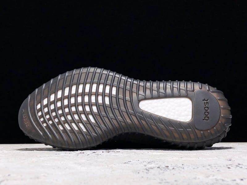 Adidas Yeezy 350 V2 Oreo - HYPER LIST