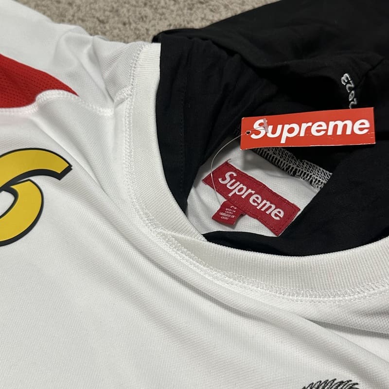 Conjunto Supreme Hooded Soccer Branco - HYPER LIST