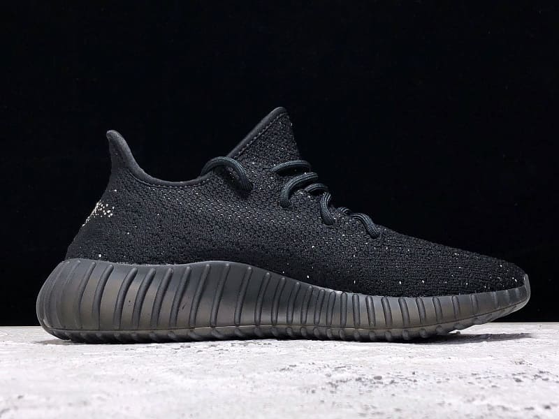 Adidas Yeezy 350 V2 Oreo - HYPER LIST