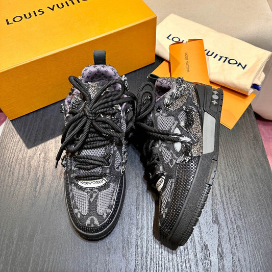 Louis Vuitton Skate Black Monogram