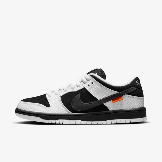 Nike SB x TIGHTBOOTH Dunk Low Pro Black and White - HYPER LIST