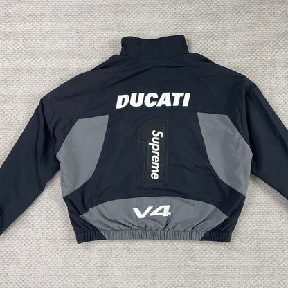 Conjunto Supreme x Ducati - HYPER LIST