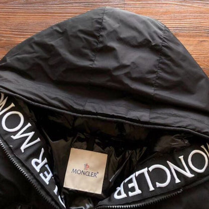 Jacket Moncler Montcla MCL057