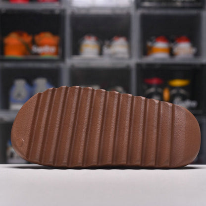 Yeezy Slide Brown