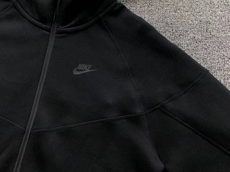 Jaqueta Nike Tech Fleece Preta 2023 - HYPER LIST