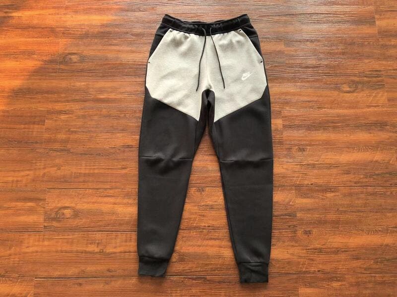 Conjunto Nike Tech Fleece Preto e Cinza - HYPER LIST