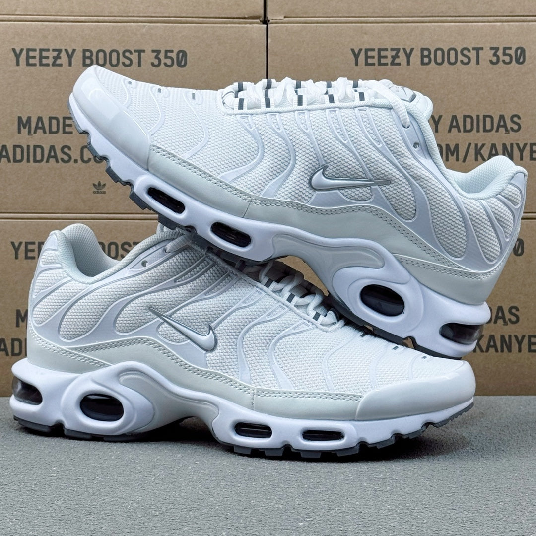 Nike TN PLUS White