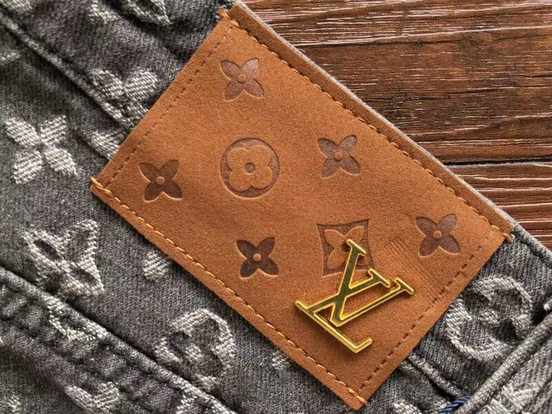 Calça Louis Vuitton Distressed Baggy Monogram Jeans - HYPER LIST